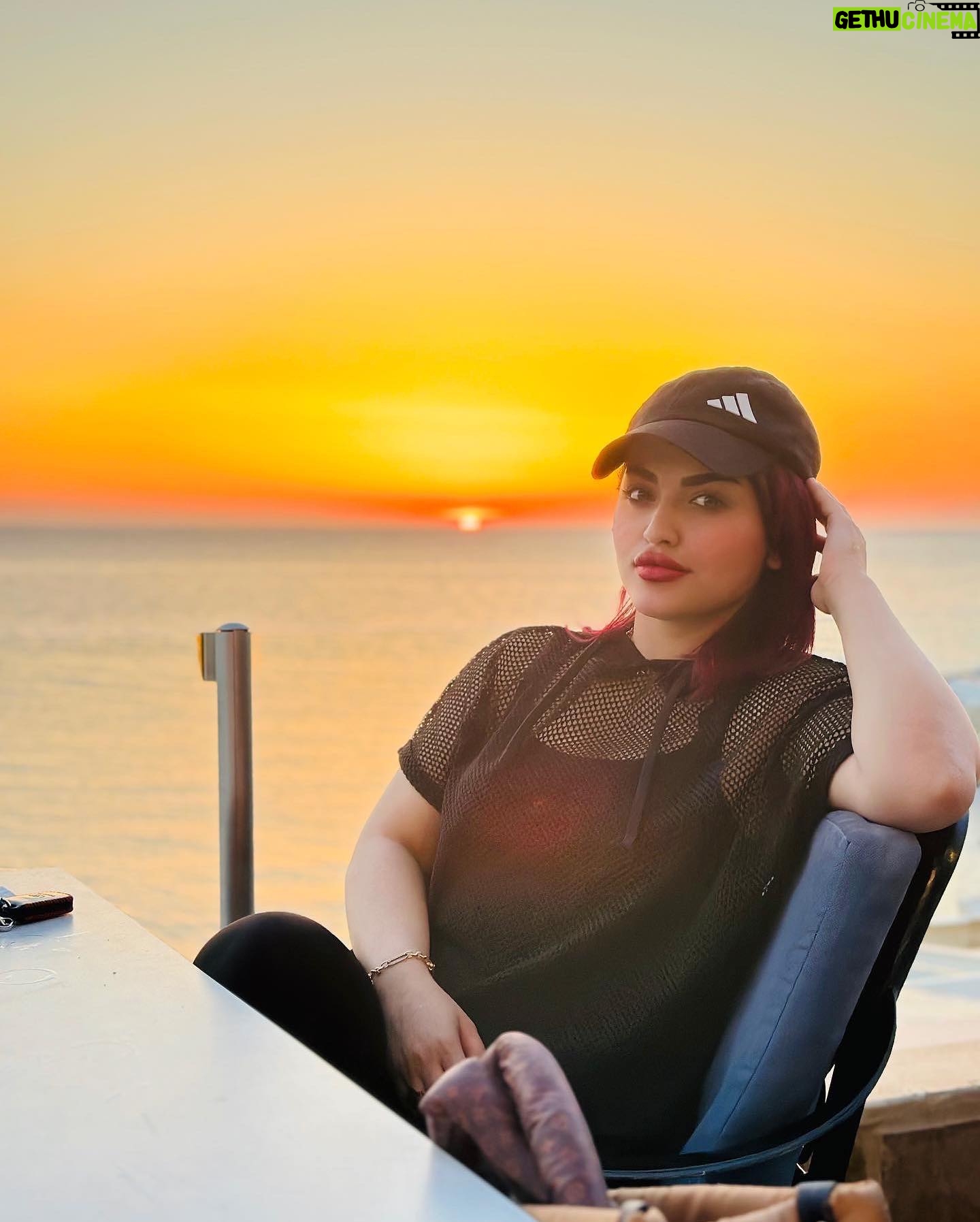 Nadeen Alfahd - 3.3K Likes -