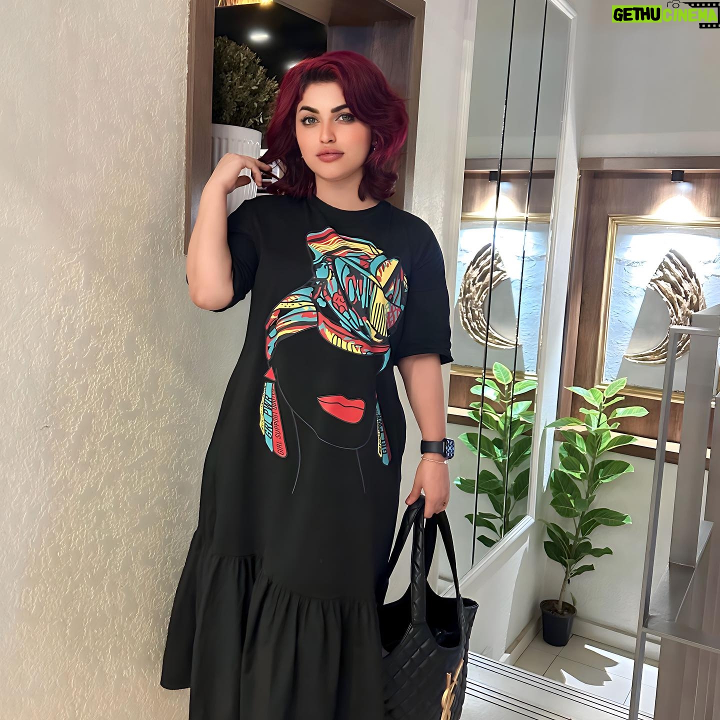 Nadeen Alfahd Instagram - نزلت الصوره لان بأنامل احله شخص 💫💫