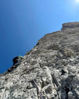Nadia Hilker Instagram - Can‘t believe I did this!
Reached one of the summits in the Dolomites!
One of the coolest and scariest things I’ve ever done!
Never limit yourself!
You got this everybody out there!❤️