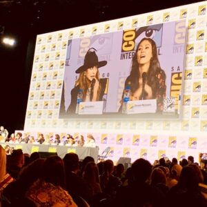 Nadia Hilker Instagram - The Walking Dead is a family!🖤
What a great weekend!
I ‘m so proud and honored being a part of this incredible show!
And so grateful for each one of you out there supporting us!
#bestfansintheworld #thewalkingdead #amc #sandiegocomiccon #family
