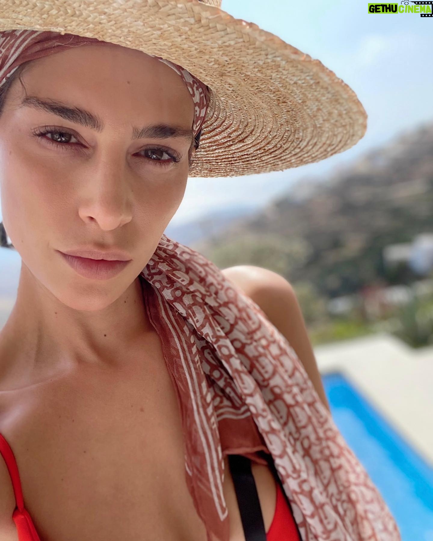 Nadia Hilker - 46.8K Likes - Summer❤️🦋❤️