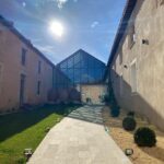 Nadia de Santiago Instagram - El fin de semana pasado estuvimos en Brihuega. Un pueblo precioso a tan solo una hora de Madrid. Nos hospedamos en @castillatermalbrihuega una antigua Casa de Paños reformada que nos gustó muchísimo y que recomiendo mucho. Gracias @dafnefernandez por la inspiración 🤗 🐬 🧖🏻‍♀️ 🫶🧖♥️🌱🍮🪻🍯