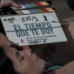 Nadia de Santiago Instagram - “Cuando las arañas tejen juntas, pueden atar a un león” (Proverbio etíope) Gracias @ines.pintor y @pablo.santidrian por este inolvidable viaje y al resto del equipo que ha hecho posible #ElTiempoQueTeDoy Gracias @netflixes por darnos la confianza, el mimo y toda la libertad para poder contar esta historia. Soy tremendamente afortunada🤍 #proximamente