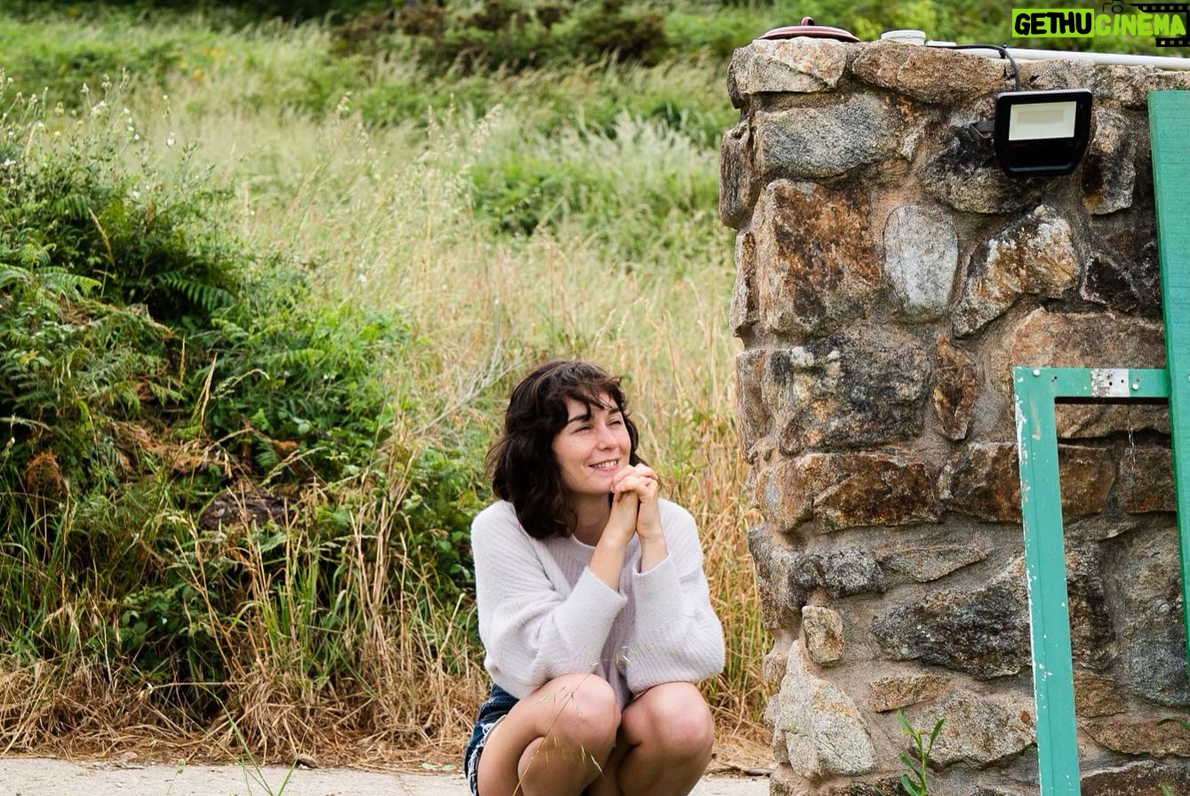 Nadia de Santiago Instagram - @natureishome__ mola un montón 🌱🤍