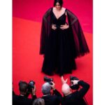 Nadine Labaki Instagram - C’était hier...le début des rêves et des émotions ! Merci @festivaldecannes @dior @cartier @ralph_diorpro @alexandramathieucoachbeaute @cynthiasarkisperros @mathildefavier @alineds75 @nadimzoghbi pour ce beau moment !