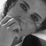 Nadine Labaki Instagram – ”
أتمنّى أن أترك أثراً إيجابيّاً لدى كلّ شخص شاهد أعمالي، إن كان من خلال مشهد أو جملة أو موقف أو حدث، لاسيّما أنّ أفلام كثيرة تركت أثراً فيّ وغيّرت مسار حياتي وطبعت في ذهني أفكاراً جديدة.” هذا ما قالته نجمة غلافنا لعدد مايو، المخرجة والممثّلة اللبنانيّة العالميّة نادين لبكي عن الإرث الذي تريد تركه في حياه الناس من حولها بعد رحيلها، فهي تؤمن بأنّها موجودة في هذه الحياة لغاية معيّنة، وبأنّ معظم الأمور التي تقوم بها تقودها طاقة أكبر منها. زوري موقعنا الإلكتروني لقراءة الحوار.

“I hope to leave a positive impact on everyone who has seen my work, whether through a scene, sentence, situation, or event, especially since many films have left an impact on me, changed the course of my life, and created new ideas in my mind.” This is what our May cover star, Lebanese-international actress and director Nadine Labaki, said about the legacy she wants to leave behind after her departure. She believes that she is present in this life for a certain mission, and that most of the things she does are driven by an energy that is greater than her. Visit our website to read the interview.

@nadinelabaki @cartier 

‏‎مديرة المحتوى الرئيسة: @obeidadanhach 
‏‎رئيسة التحرير والإدارة الفنية: @farahland 
‏‎المحرّرة البارزة: @salamakhalfan 
نائب رئيسة التحرير: @succarcynthia 
مخرج الفيلم: @eliefahed 
الستايليست ومصمم الموقع: @yehiabedier 
مساعد الستايليست: @poucyelshahawy 
مساعد مصمم الموقع: @samhamouly 
الشعر والمكياج: @kiwarkis لدى @mmgartists 
الموقع: @imkanproperties 
الإنتاج: @tintin.kai 
مؤلّف الموسيقى: @khaledmouzanar 
الملابس: @sportmax @loropiana @stellamccartney @ysl 

📣 follow us on @marieclairearabia 

‏#MarieClaireArabia #MarieClaireArabiaWoman #Cartier #NadineLabaki #May #MayIssue #نادين_لبكي #غلاف_مايو #مايو