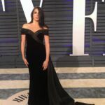 Nadine Labaki Instagram - Thank you @ralphandrusso @tamararalph @mohiebdahabieh @sarah.keyrouz for this amazing dress ! @vanityfair #Oscar2019 party @capharnaumthefilm #ralphandrusso @tammyyi @cartier