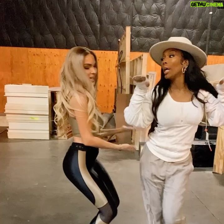 Nadine Velazquez Instagram - Check it…check it out! ‘Bout to tell you what this QUEEN B is all about: Artistically, I’ve never met another actress that I’ve ever shared the screen with who’s been as GIVING and as UPLIFTING as @brandy. Nope. NOBODY compares. NOBODY has ever taken the time to care to personally hype me up and draw out of me the gifts I have hidden. Not just musically, but also my love for God and my love for art. Nobody (except 1 other who shall remain nameless) has TRUSTED my work like B. Everyone’s been too busy perfecting themselves, (including ME) to pour into someone else to the degree that she does and WILL if you’re open to receiving. B! Bestita! Avatar! Sister! Friend! You show me that it’s possible to be dedicated, gifted, and empowered while also sharing the stage. To you, if we all show up at our greatest potential, we ALL win. And that is #truth and applies to anything! You inspire greatness and that isn’t something too many artists can do or even know how to do. It is as rare as YOU. Thank you for trusting me with your sensitivity, your passion, your rage, your love, and your pain. Thank you for being willing to take a unique journey with me as friends down the road of self forgiveness and healing. Thank you for tooooo many hysterics on and off set and B??? THANK YOU for having my back. I am so grateful you were born. You are the gift. 🎁 Feliz Cumpleanos, B! ♠️ TQM! 🎉🎂🎈