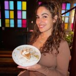 Nadine Velazquez Instagram - Many of you have been asking for an Only Fans but I’m starting an Only Flans instead . The real Puerto Rican dessert 🍮 . @eldusty 😝 @casitamiramar