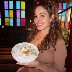 Nadine Velazquez Instagram - Many of you have been asking for an Only Fans but I’m starting an Only Flans instead . 

The real Puerto Rican dessert 🍮 .

@eldusty 😝
@casitamiramar