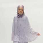 Nadiya Nisaa Instagram - Meanwhile… walking in M I M P I K I T A 🌬️ 💄 @jijiezainal 🧚🏻 @minluna 👗 @mimpi_kita 📸 @ffrhfaezh
