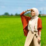 Nadiya Nisaa Instagram - Salam hangat dari negeri Jelapang Padi, Kedah ☀️ Thank you for all your birthday wishes. First time I’m away during my birthday. Missing everybody at home 🥹 Alhamdulillah ‘ala kulli haal. Hustle demi hasil bak kata kawan-kawan 😅 Hari ini saya menginjak usia setahun lagi. Syukur masih diberi ihsan & ruang untuk berkarya berkongsi rasa dengan anda semua. Begitu banyak yang saya belajar sepanjang menjadi anak seni. Tidak kurang juga pengorbanan yg terpaksa dilakukan. Masih ada impian & bucket list yg saya ingin capai untuk diri sendiri & keluarga. Saya pohon anda semua doakan supaya dipermudahkan segala urusan saya 🤲🏼✨