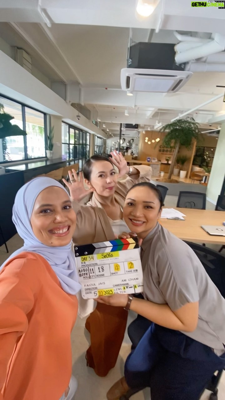 Nadiya Nisaa Instagram - Last Day at the heart of Common Ground Taylor’s Lakeside ✨ Thank you so much for the hospitality. We had our great time shooting here. One last call before we no longer become #SeOfis 🥹 Presenting ma familia… Producer: @winstonkhor Director: @faizuljais Writer: @neddokhan @mamuvies AD: @edslcool 2nd AD: @tkmahir Conti: @eyzanhasan PM: @realnanaazmi APM: @muhd_nazwan88 LM: Abang Kimi DOP: @am_izham_ @faizuljais Camera Dept: @__hnim @i.r.iwan Focus: @hazryadha @farhanhashim__ Lighting: @fizreen_ayen @shafiq.kmrzzmn Technical Dept.: Haikal, Apie Soundman: @izzatazzmi @apakahowt Art: Jess @bellena_gunawan @sarhxc @yuki_law_zq Wardrobe: Cole @lanecher @euuu._.nice Makeup: @layla_willson @sherrynobyl @natalia_la_rose @shrfhnaja.wa Casting: @ruben_frederick Shira Production: @_4amri @naim.halimm @emsdins_ Runner: @_adam_amin_ BTS: @im_ajinery The SeMazing Casts @sallywho @missnadiaaqilah @nadnisaa @fahrinahmad_fa @ikhwanlein @anasridzuan @hafizulkamal @iammunirkharuddin @akmalazwar @fishfazil @josiahhogan @maliababy_ @boxernisha @shersah @zedoubletny.zetty @rayzkie
