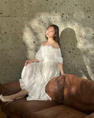 Nagisa Aoyama Instagram - 本日発売！！
『#週刊FLASH 2024年5月21日発売号』
表紙＆巻頭グラビアを飾らせていただきました✨

FLASH初表紙です🎊ありがとうございます🥹

店舗特典やプレゼント企画もありますので、ぜひチェックしてくださいね！

#FLASH #表紙