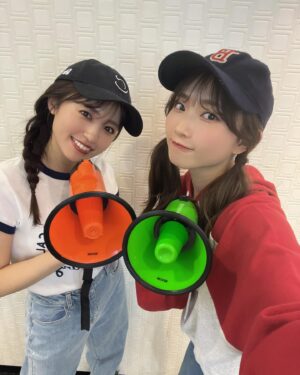 Nagisa Aoyama Instagram - #MyGirl39 撮影オフショット✨
逢田さん、ここちゃん、ここなちゃん
ありがとうございました♡
明日はユニット甲子園！！⚾️
どんなライブになるのか…！ドキドキです😚
#lovelive #ユニット甲子園 #liella