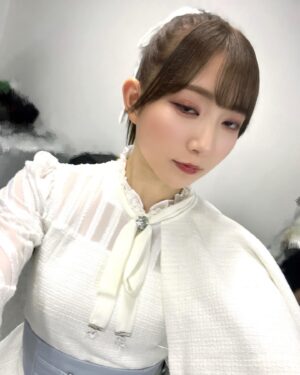 Nagisa Aoyama Instagram - 「オダイバ!! #超次元音楽祭 フユフェス2024」
3年連続で出演させていただけたのも、応援してくださっている皆さんのおかげです！
ありがとうございます☺️🙇‍♀️
去年のトークパート映像が流れているときの皆さんの声量がすごかったので、今日の自撮りはこれです😇
葉月恋役💙青山なぎさ
#lovelive #liella #自撮り