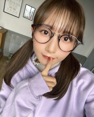 Nagisa Aoyama Instagram - 青山なぎさ BIRTHDAY FAN MEETING 2024

ファンミグッズのオフショ公開〜✨
伊達メガネ👓

#だてめがね #伊達メガネ #ツインテール #ファンミ