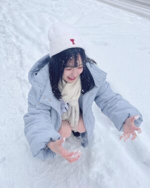 Nagisa Hayakawa Instagram - .
雪まみれ〜⛄️❄️