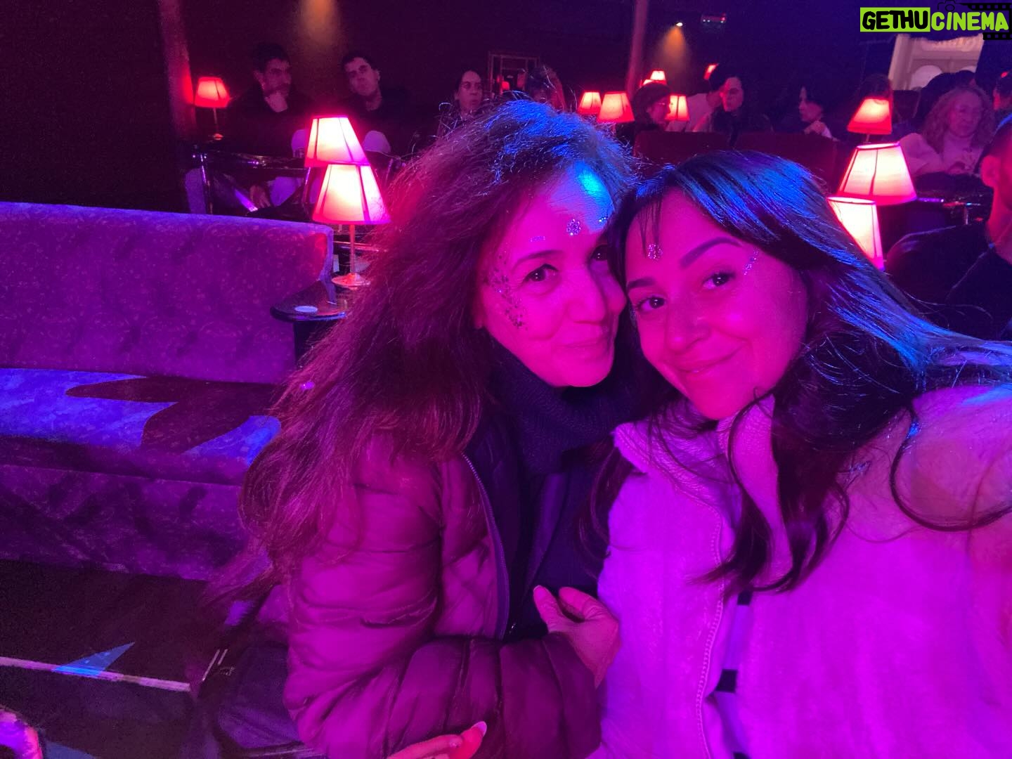 Naiara Awada Instagram - Increeiiiiiible @legalmenterubialaobra gracias @tomas.rottemberg ameeee demasiado esta noche con mi mamiiiiiiiii