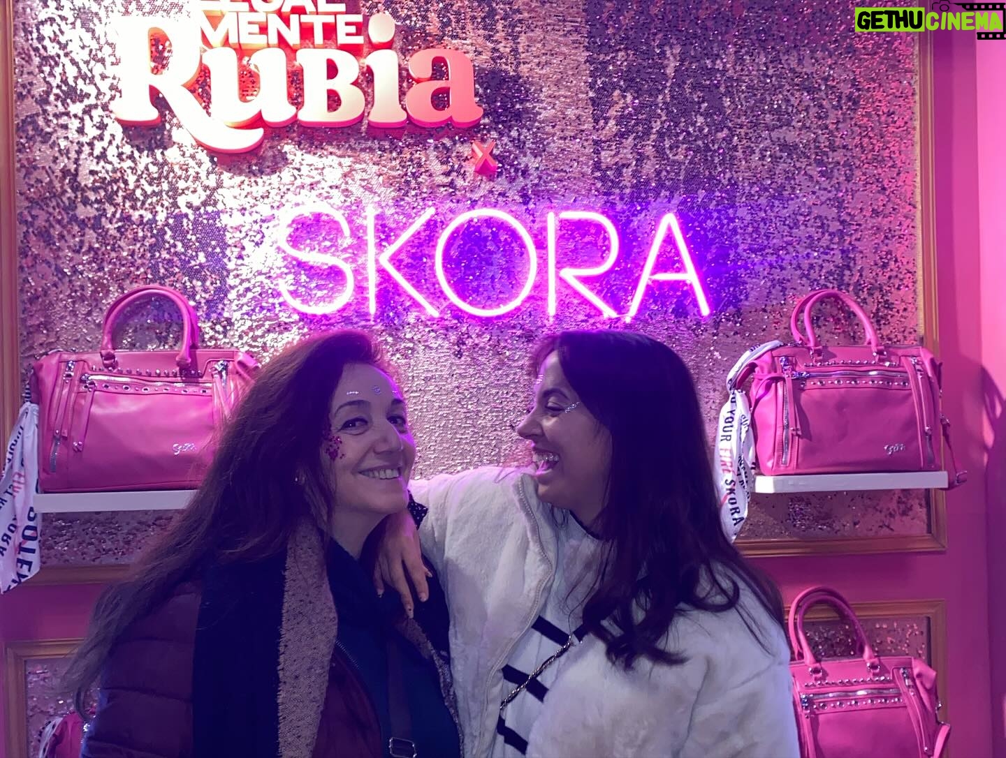 Naiara Awada Instagram - Increeiiiiiible @legalmenterubialaobra gracias @tomas.rottemberg ameeee demasiado esta noche con mi mamiiiiiiiii