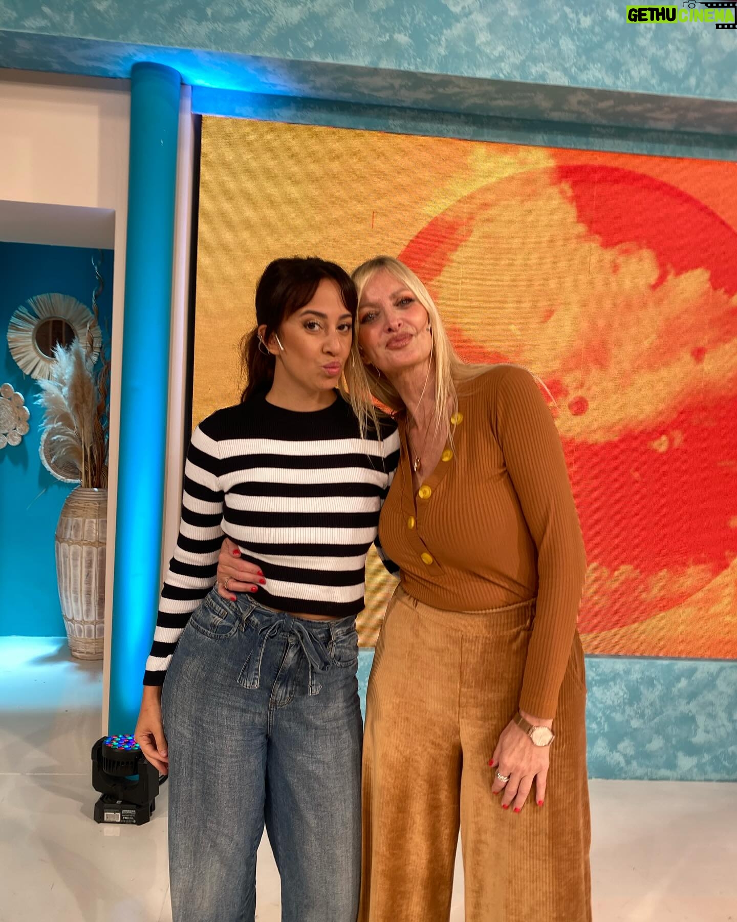 Naiara Awada Instagram - Con la diosa iconica y actriz @yuyitogonzalezok en @empezareldiaoki @ciudad_magazine Gracias por invitarmeeee Look by @irudasweaters