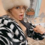Naike Rivelli Instagram – #naikerivelli #sciopero #scioperoagricoltori #nessunoneparla #guys @ornellamuti