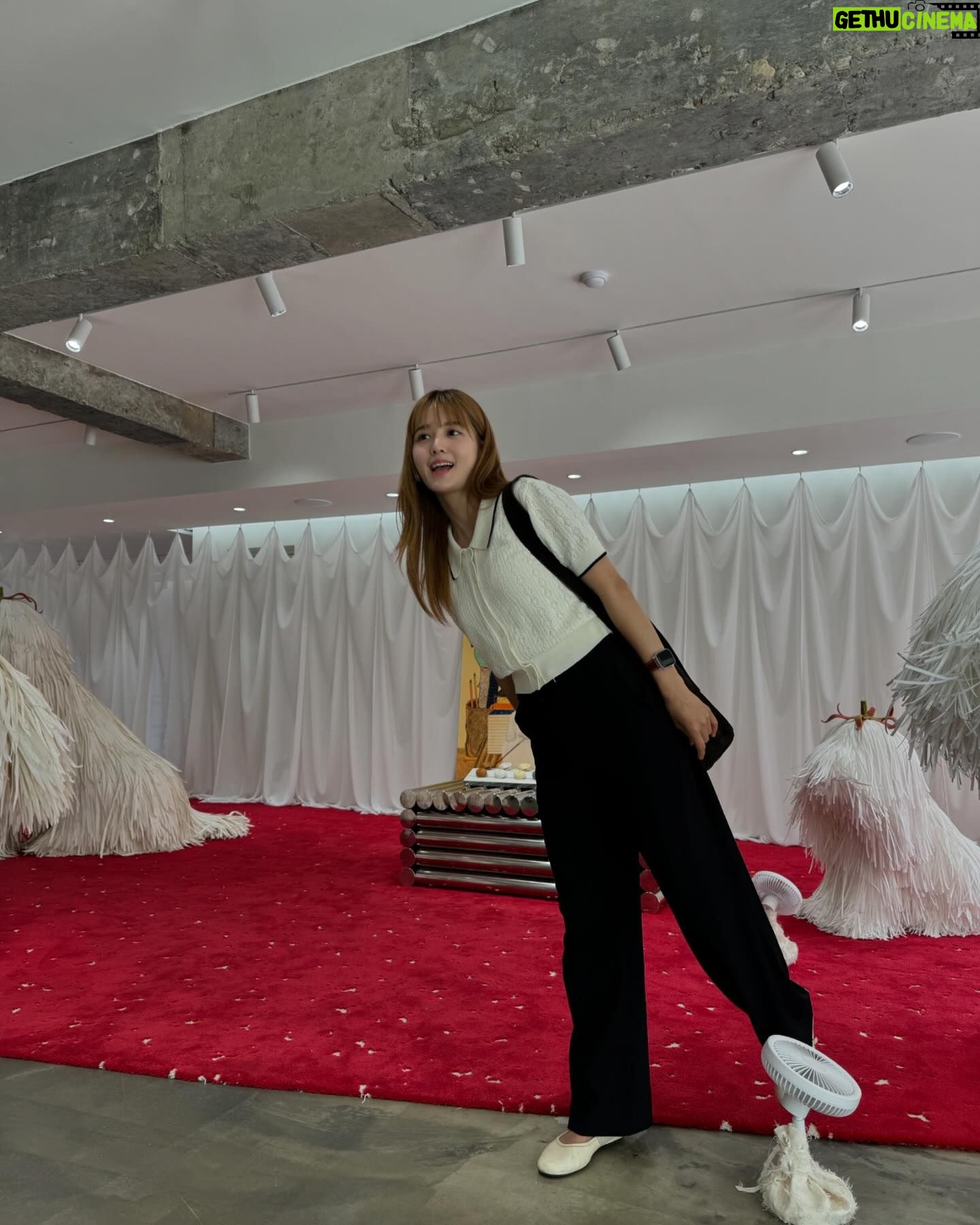 Nam Bo-ra Instagram - 큰 머털이랑🎶 역시나 재밌는 탬버린즈 스토어😎