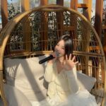 Nam Gyu-ri Instagram - 촬영장 비하인드🎥🍀 예쁜척어려워 코믹으로 몸풀기😝 🧚‍♀️🐳🌸⭐️💜🌺 오늘 오후 6시에 만나요 ”고백하는거 맞아“요🙆🏻‍♀️ 모두 감사해요🙏🏻