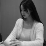 Nam Gyu-ri Instagram - 하루야 이틀이야 삼일이야 ? 맛있다! 달아. 오 대박. (노래부르러 갔다가 만난 하루🐶) #찻집공연#HALO