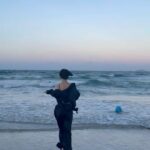 Nam Gyu-ri Instagram - 나트랑 바다 🌊🧜‍♀️ 힐링 그자체. With. Jack🐶🐾🪺🐬🍀