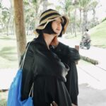 Nam Gyu-ri Instagram - 나트랑 바다 🌊🧜‍♀️ 힐링 그자체. With. Jack🐶🐾🪺🐬🍀
