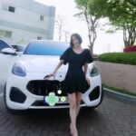 Nam Gyu-ri Instagram - 🍀Best driver🍀 With.까치군🐦🦚🐧 #MASERATIgrecale#👑