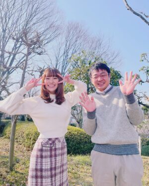 Nana Asakawa Instagram - #大病院占拠
最終回がいよいよ明日になりました
さ…さ…寂しい…

写真は親子で( ^ω^ )
この日はいい天気でお外日和でした
撮影がパッと終わっちゃったからとりあえず写真撮った。笑
足元はクロックス😉