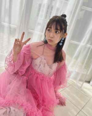 Nana Asakawa Instagram - 浅川梨奈2024カレンダー
本日発売になりました(^^)

12月には渋谷で発売記念イベントも行いますのでもし良ければ会いにきてください☺️

表紙になった衣装からオフショット🩷