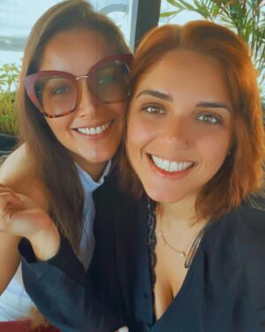 Nana Gouvea Instagram - Hoje é o dia mais importante da minha vida! 14 de Março! O dia em que minha vida fez sentido! O dia que definiu o que eu sou! Sou mãe! Sou mulher! Sou completa! Graças a Nossa Senhora da Graças no dia de hj há mais 30 anos atrás, eu fui abençoada com a Graça de ser mãe da minha melhor amiga, minha confidente, minha parceira pro der e vier, o grande amor da minha vida abriu o caminho pra que viessem Angel e Noah, meus outros amores que completam minha vida com maestria! E desde os meus 17 anos de idade eu nunca conheci outra vida, minha vida é ser sua mãe! Obrigada Deus! Obrigada Virgem Maria! Obrigada minha filha por ser a razão da minha vida! Te amo incondicionalmente e eternamente! Seja feliz! É tudo te desejo! @daphyniegouvea #daphyniegouvea #nanagouvea #felizaniversario #happybirthday #family #momanddaughter #imamom #proud #grateful #blessed #foreverinlove #maeefilha #mãe #filha #amordaminhavida
