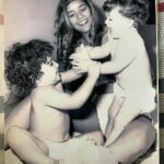Nana Gouvea Instagram – TBT!!! The most beautiful pictures I’ve ever taken! And the story behind it… Most of you who follows me here knows a lot of my story, yet some doesn’t know about it… I started working as a model when I was 10, it wasn’t really my choice, just something that happened… long history…. When I was 13 I started dating my first boyfriend, we married when I was 16, when I was 19… I was already divorced with my 2 daughters… Daphynie, the first one, was born when I was 17. Too early one may say… to me was perfect timing. My marriage finished with my modeling career. That’s when I moved to Rio. And became the actress and the Queen of Carnival, the girl from Casa dos Artistas, the Pepe beach girl always surrounded by paparazzis, the Playboy Cover Girl, the girl you used to see on the news every day… Always alone or with my gay friends… I never married again till my girls were big enough to defend themselves, till they were adults! Today, they are the ones who takes care of me! I’m single, they are married. I’m their baby today… And I love it! 👩‍👧‍👧💖 #tbt #mymostbeautifulpic #momanddaughter #unconditionallove #loveissimple #dontcomplicateit #nanagouvea #maeefilha #oamoresimples #naocomplique #amorincondicional #blackandwhite #love #friendship Versão em Portugueses nos comentários. 💋💖