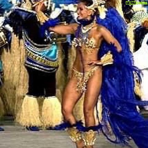 Nana Gouvea Instagram - Hey!!! I heard is Carnival Season in Brazil! Cheers to the Good Memories!!! I love you all my samba tribe! 💖💥❤️🔥 Oi!!! Ouvi dizer que é Temporada de Carnival no Brasil! Um brinde as boas memórias!!! Amor eterno pelos meus amigos do samba!!! 👸🏻💫🥁#carnival #carnaval #nanagouvea #rainhadebateria #queenofthedrums #carnivalqueen #musa #rainha #deusa #muse #queen #goodmemories #love #amoreterno #goddess