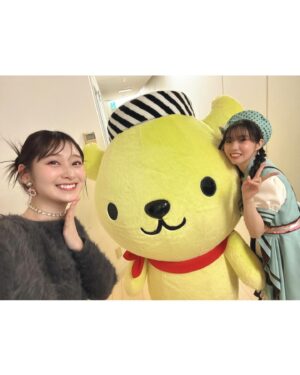 Nanami Yamashita Instagram - ⁡
⁡
香耶のバースデーイベントに呼んでいただきました♡!!
改めてお誕生日おめでとう💐𓅮✨
⁡
なんとハッカドール2号と3号のデュエット曲「恋のアルゴリズム」を披露できました！！！
香耶とステージで歌えることがまず嬉しいのに、あの自由気ままにやってたハッカドール選曲で更にエモーショナルな時間となりました。。！愛だね🥬♡♪
⁡
ジャムムのリタロウ、これからもパントマイムがんばってね💓🤤🍎沢山動いてくれて感謝です𓇼
⁡
MCの八木さんとは楽屋でもコスメだったりコスプレの話しちゃって楽しかったな𓍼⭐︎♪
⁡
⁡
忘れられない2024年の香耶のバースデーとなった💖
⁡
⁡