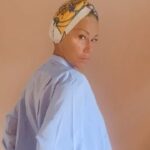 Nancy Brilli Instagram – Mattinata di foto, ieri. Mi piace mettere questo post accanto a Minosse, così diverso. Oggi mi aspettano studio, pelosetti, e una selezione di sogni da fare. Non riesco a stare senza far niente, voi vi annoiate? #shooting #attriceitaliana #backstage