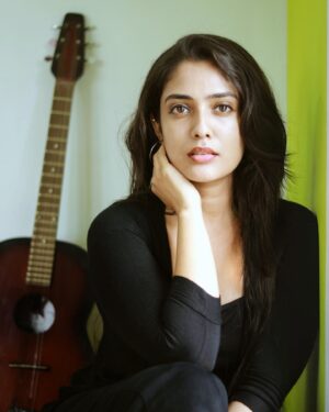Nandana Rajan Instagram - 🖤🎸

PC: @amal_ranjan