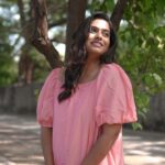 Nandhini Madesh Instagram - 📸 @wordless.emotion Makeup and hairdo @pearlglitz_makeover #ivalnandhini #ival #nandhini #photography #photooftheday #portraitphotography #portrait #fashion #dreamy