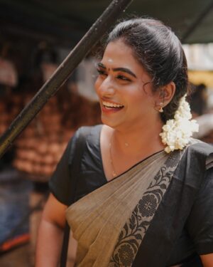 Nandhini Madesh Instagram - Captured by @wordless.emotion 
Makeover by @pearl_glitzmakeover 

#ivalnandhini #ival #nandhini #portrait #photooftheday #photography #portraitphotography #train #emotion