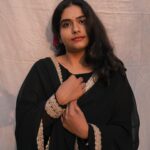 Nandhini Madesh Instagram - 📸 @ajay__photography____ Dress from @_gina_couture #ivalnandhini #ival #nandhini #portraitphotography #portrait #photooftheday #photography #black #dress