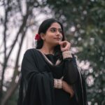 Nandhini Madesh Instagram - 📸 @ajay__photography____ Dress from @_gina_couture #ivalnandhini #ival #nandhini #portrait #photography #photooftheday #black #photo