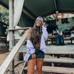 Nani Trinidade Instagram - Je voulais prendre un moment pour vous remercier à tous de votre soutien incroyable. Vos commentaires, vos likes et vos partages sont une source de motivation pour moi chaque jours. Merci à tous ceux qui ont pensé à moi en ce jour spécial. Merci à mes amies d’avoir été présents et surtout à ma Zezette ♥️ qui a tout organisée pour que je passe une magnifique journée. #birthday #gift #partyinspiration #smile #29yearsold #friends #instamoment