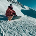 Nani Trinidade Instagram - HAVE A GOOD DAY 🏂 Et toi t’es plutôt ski ou Snow ou piéton ? 😂😂 #snowboarding #neige #montagne #travelphotography