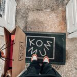 Nani Trinidade Instagram - Merci à @komum_ pour son accueil ! Obrigado por me tee recebido 💪🏽 Pour tout ceux qui vont au Portugal 🇵🇹 retrouve cette magnifique boutique à Lisbonne 🙏🏾🥳 #komum #nikedunklow #travisscott #sneakers #sneakersaddict #styleinspiration #shoesaddict #travelphotography
