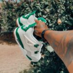 Nani Trinidade Instagram - Paire du jour : Jordan 4 Retro SB Pine Green ! #jordansb #sneakersaddict #green