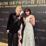 Nanoka Hara Instagram - 第47回日本アカデミー賞 新人俳優賞を頂きました。このような素晴らしい賞を授賞する事ができ、感無量です。 映画｢ミステリと言う勿れ｣に携わる全ての皆様、映画を観てくださった皆様のお陰です。この賞に恥じぬ様、これからも一つ一つの作品に誠実に向き合っていきます。 本当にありがとうございました！ #ミステリと言う勿れ