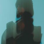 Nanoka Hara Instagram - 前撮りPart2 どうしても黒のお着物にヘッドドレスを付けて撮りたくて…！！ 好きな系統で撮影できて幸せ🥹 これからは、もっともっと自分の好きなものを見つけていきたいです。20歳の目標！ そして明日は、写真集オンラインイベント！ 年が明けてすぐに皆様とお話しできるなんて凄く嬉しい。楽しみですね🫶 撮影📸@hof.tokyo さん 衣装👘@sweet_pea0113 さん